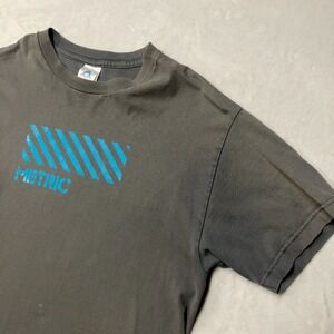 Vintage 2000s Metric Band Concert T-Shirt Men's L Gray Blue Music Alstyle Tag